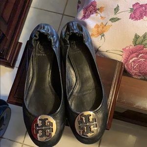 Preowned Tory Burch flats